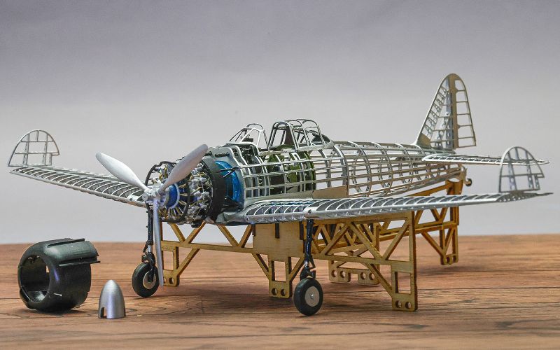 ゴム動力プロペラ飛行機・ゴム動力竹ひご飛行機・工作飛行機・ライト